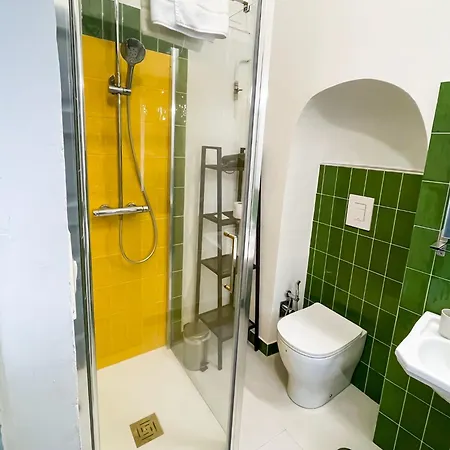 D'angleterre 4* サレルノ