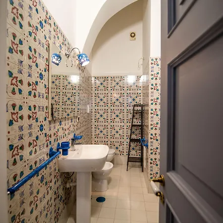 D'angleterre Bed & Breakfast 4*