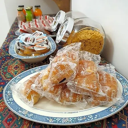 D'angleterre Frühstückspension Salerno