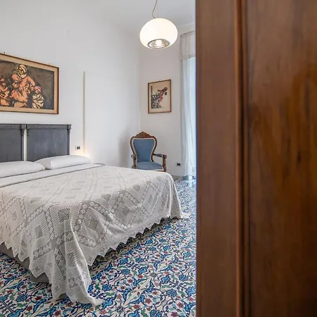 D'angleterre Nocleg ze śniadaniem Salerno